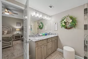 65 April Point Dr S, Montgomery, TX 77356 - Photo 17