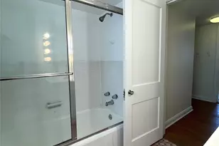 2102 Milford St, Houston, TX 77098 - Photo 21