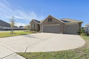 9527 Twilight Briar Ln, Baytown, TX 77521 - Photo 3