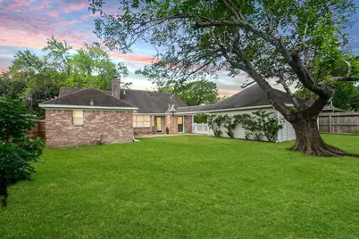 12114 Westmere Drive, Houston, TX 77077 - Photo 37