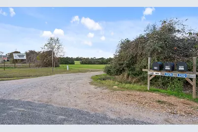 23077 Flukinger Road, Waller, TX 77484 - Photo 21