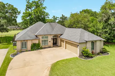 2286 Riverside Drive, West Columbia, TX 77486 - Photo 1