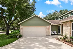21403 Park Bluff Dr, Katy, TX 77450 - Photo 3