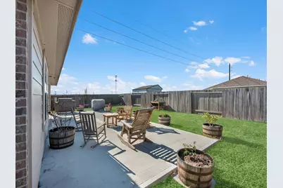 634 Thunder Cloud Drive, Baytown, TX 77523 - Photo 5