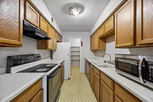 9700 Leawood Blvd Unit 702, Houston, TX 77099 - Photo 9