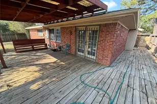 7202 Deep Forest Dr, Houston, TX 77088 - Photo 21