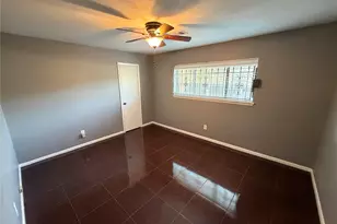 7202 Deep Forest Dr, Houston, TX 77088 - Photo 13