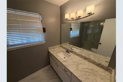 7202 Deep Forest Drive, Houston, TX 77088 - Photo 15