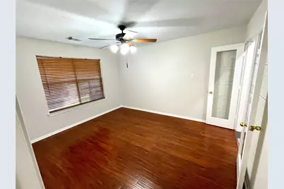 71 E Hobbit Glen Drive, The Woodlands, TX 77384 - Photo 17