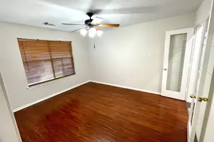 71 E Hobbit Glen Dr, The Woodlands, TX 77384 - Photo 17