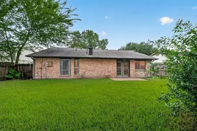 16451 Cavendish Drive, Houston, TX 77059 - Photo 29