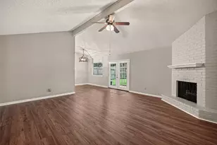 16451 Cavendish Dr, Houston, TX 77059 - Photo 7