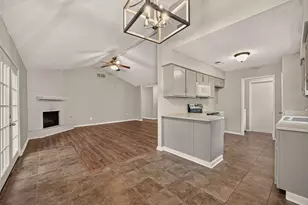 16451 Cavendish Dr, Houston, TX 77059 - Photo 11