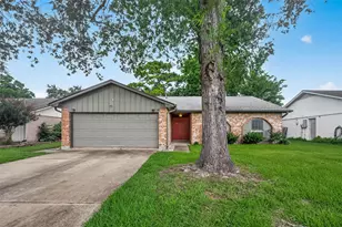 16451 Cavendish Dr, Houston, TX 77059 - Photo 1