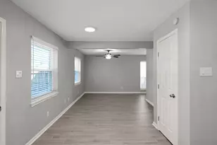 8226 Autumn Willow Dr, Tomball, TX 77375 - Photo 5