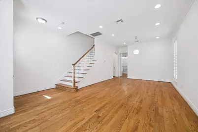 3234 Pemberton Circle Drive, Houston, TX 77025 - Photo 3