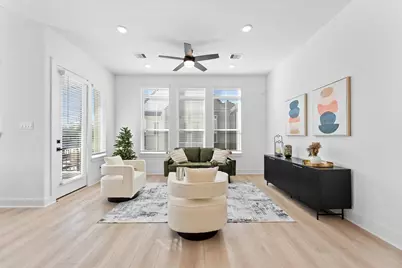 3105 Jensen Dr #B, Houston, TX 77026 - Photo 13
