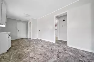 2311 Kabee St, Houston, TX 77020 - Photo 9