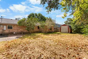 1911 Manila Ln, Houston, TX 77043 - Photo 37