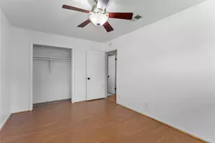 1911 Manila Ln, Houston, TX 77043 - Photo 29