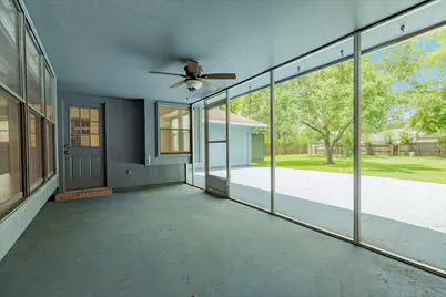 1023 Oleander Street, Lake Jackson, TX 77566 - Photo 7