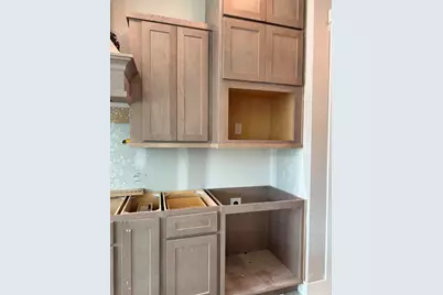 16015 Hayes Park Drive, Houston, TX 77079 - Photo 9