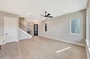 16015 Hayes Pk Dr, Houston, TX 77079 - Photo 19