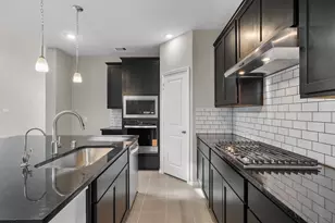 311 Violet Crown Ln, New Caney, TX 77357 - Photo 7