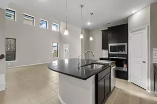 311 Violet Crown Ln, New Caney, TX 77357 - Photo 5