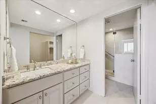 49 Briar Hollow Ln Ln, Houston, TX 77027 - Photo 19