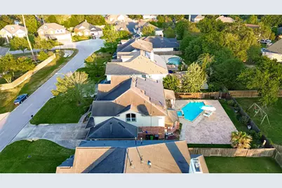8119 Edenwood Drive, Spring, TX 77389 - Photo 5