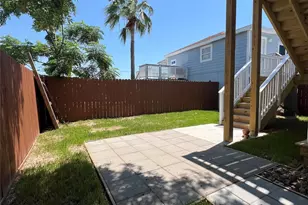 1824 Biovu Dr, Galveston, TX 77551 - Photo 21
