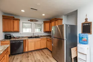 3748 Grant Ave, Groves, TX 77619 - Photo 9