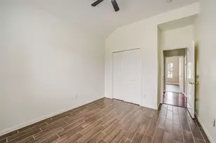 7002 Plaza Del Sol Dr, Houston, TX 77083 - Photo 19