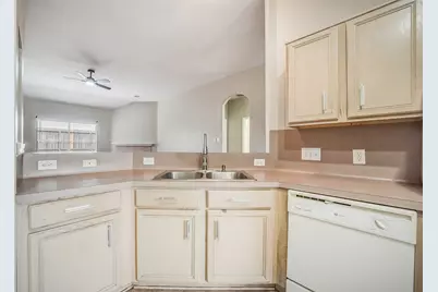 7002 Plaza Del Sol Drive, Houston, TX 77083 - Photo 9