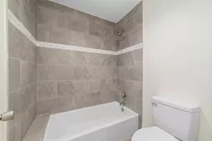 8115 Fondren Lake Dr, Houston, TX 77071 - Photo 33