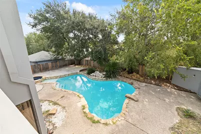 8115 Fondren Lake Drive, Houston, TX 77071 - Photo 39