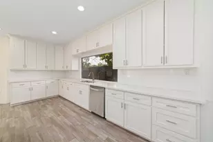 8115 Fondren Lake Dr, Houston, TX 77071 - Photo 13
