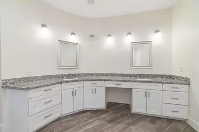 8115 Fondren Lake Drive, Houston, TX 77071 - Photo 21
