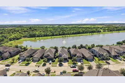10614 Wagner Street, Iowa Colony, TX 77583 - Photo 3