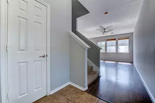 47 Wickerdale Pl, The Woodlands, TX 77382 - Photo 3