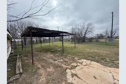 610 W Garrison Avenue, Electra, TX 76360 - Photo 21