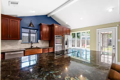 3010 Westerland Drive, Houston, TX 77063 - Photo 17