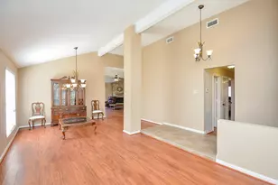 10503 Ladybug Dr, Houston, TX 77064 - Photo 9