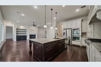4518 Holt Street, Bellaire, TX 77401 - Photo 19