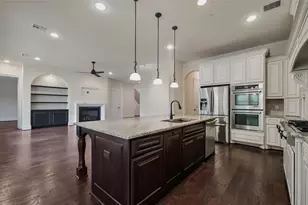 4518 Holt St, Bellaire, TX 77401 - Photo 19