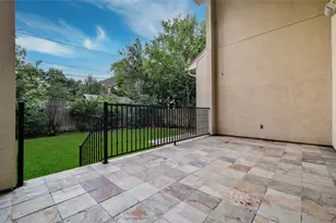 4518 Holt St, Bellaire, TX 77401 - Photo 47