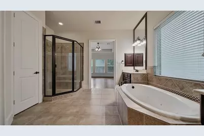 4518 Holt Street, Bellaire, TX 77401 - Photo 29