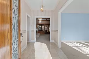 710 Bayou Crest Cir, Dickinson, TX 77539 - Photo 7