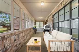 710 Bayou Crest Cir, Dickinson, TX 77539 - Photo 37